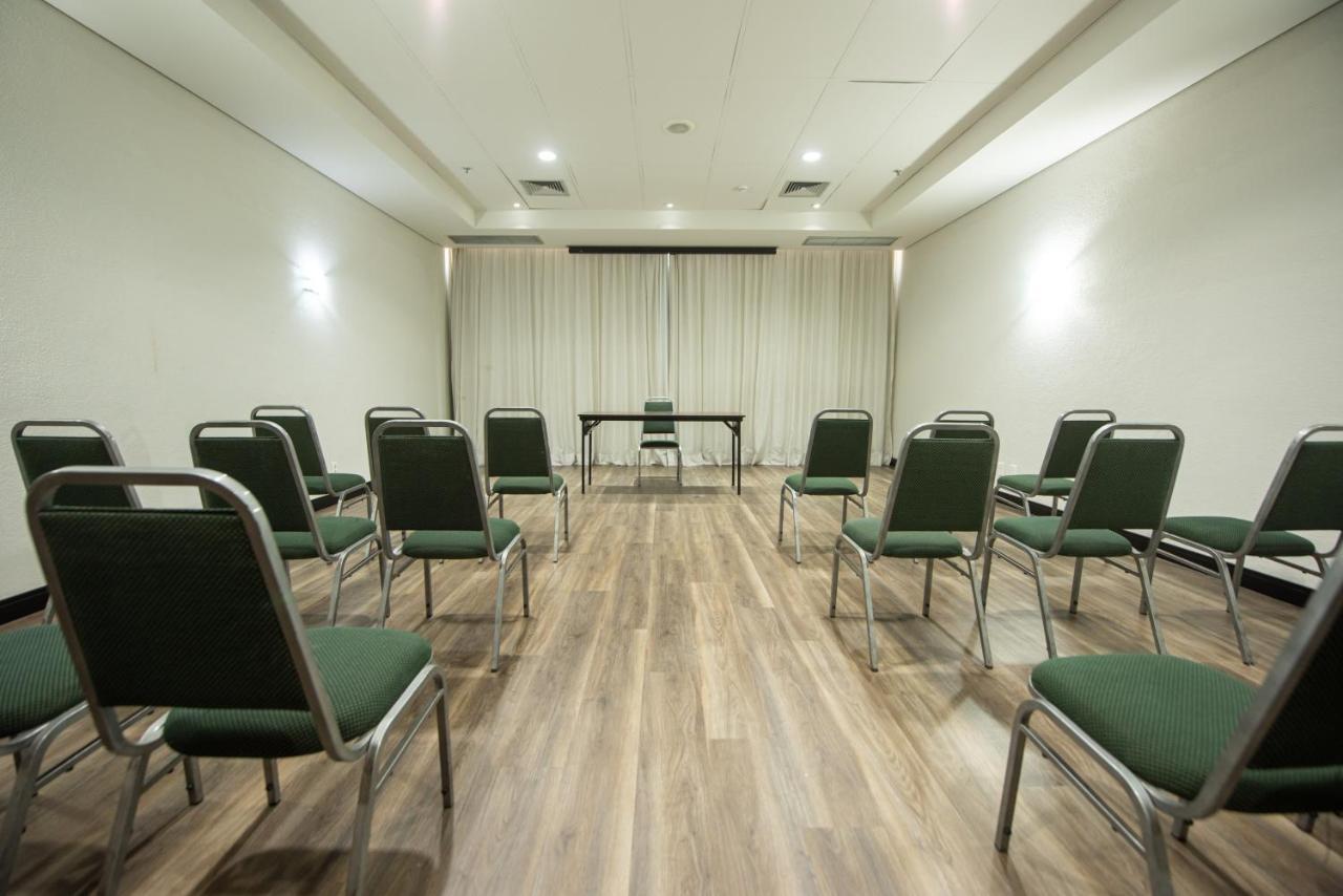 Ibis Betim Hotel Екстериор снимка